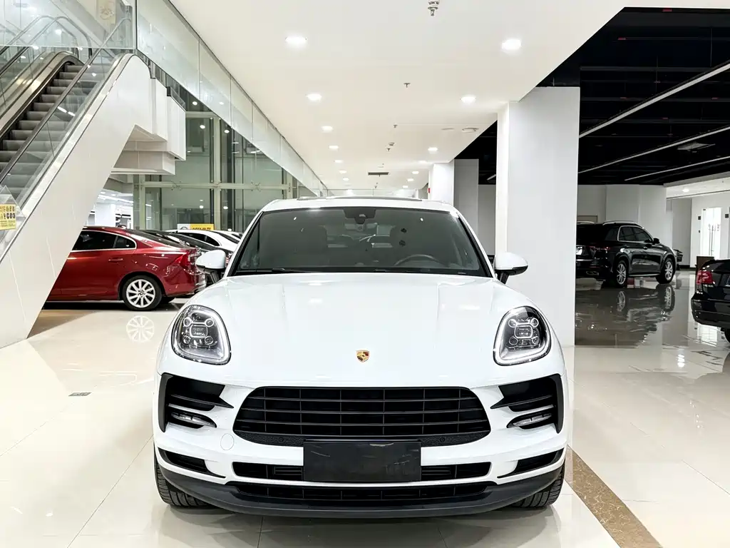 Porsche Macan — миниатюра 2