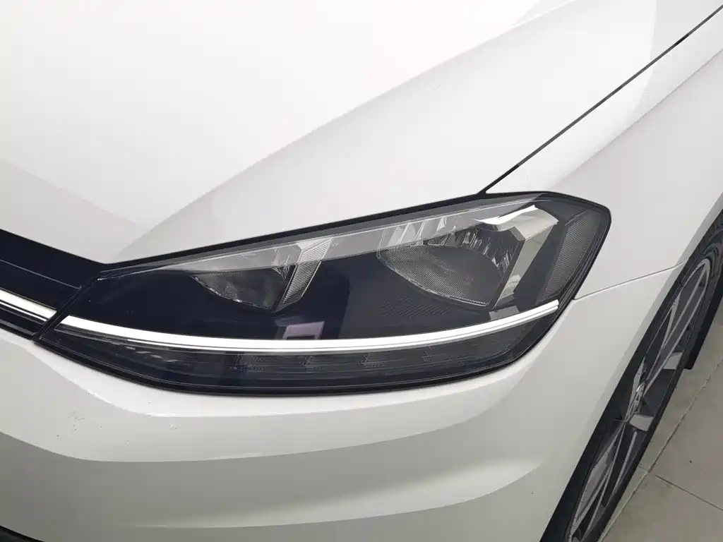 Volkswagen Golf — миниатюра 7
