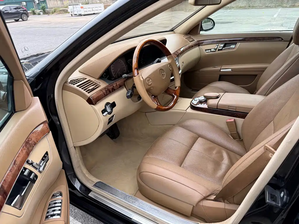 Mercedes-Benz S-Class — миниатюра 7