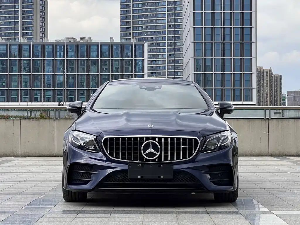 MERCEDES-BENZ E CLASS AMG