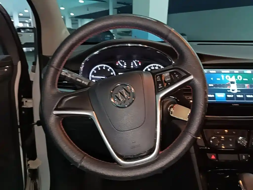 Buick Encore — миниатюра 11