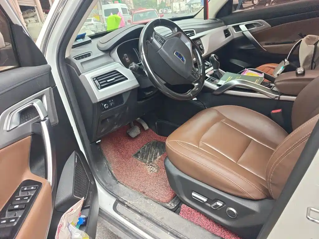 Geely Boyue — миниатюра 17