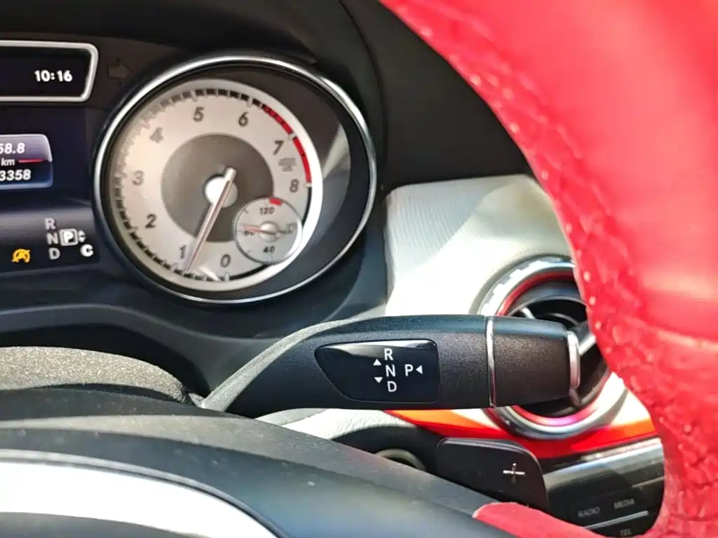 Mercedes-Benz GLA — миниатюра 14