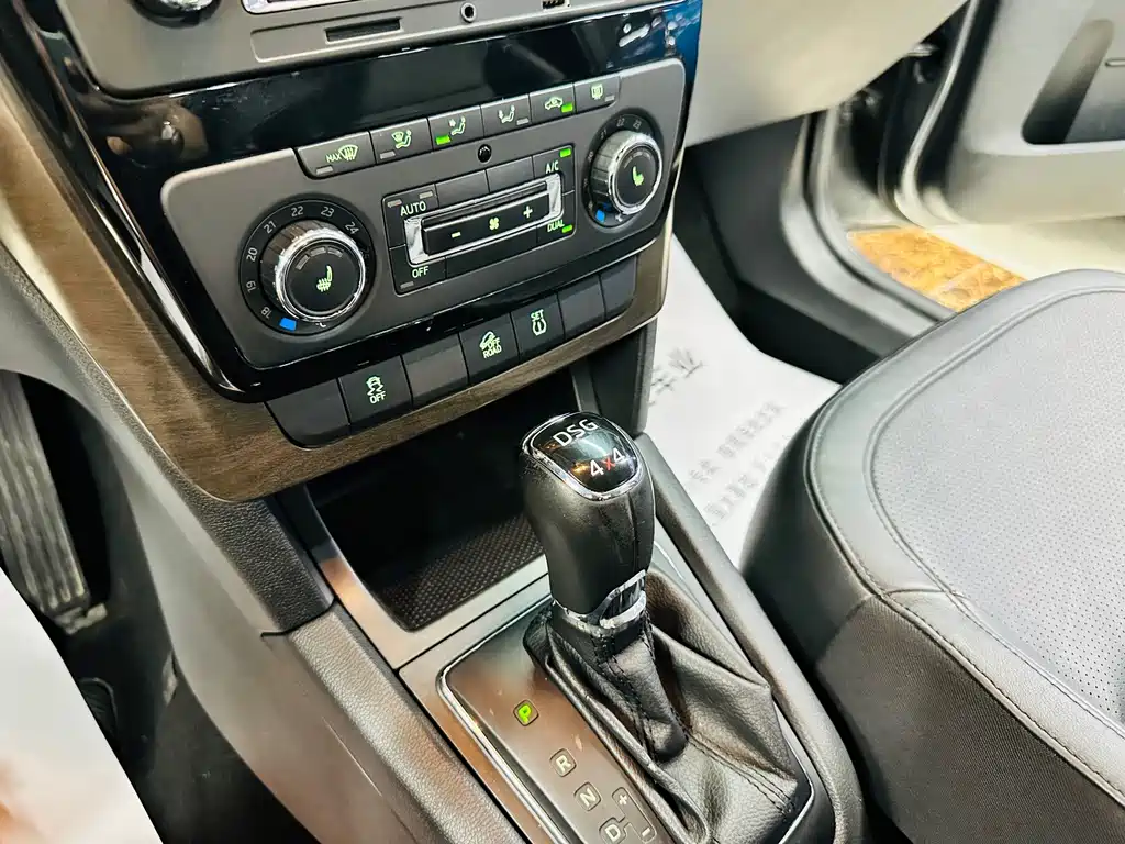 Skoda Yeti 1.8TSI DSG Wild Drive Edition, фото 44