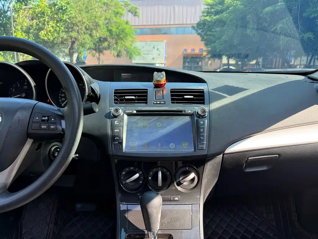 Mazda 3 Xingcheng — миниатюра 12