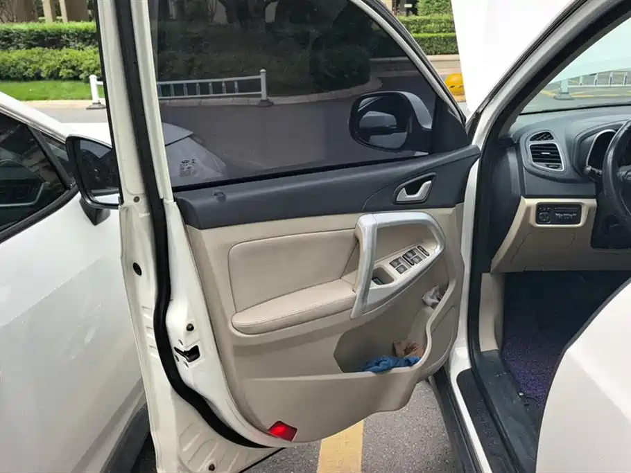 Chery Tiggo 5 5 2014 2.0L CVT