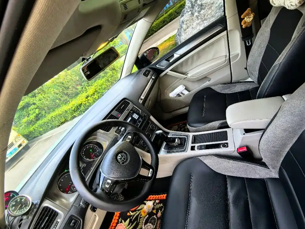 Volkswagen Golf — миниатюра 8