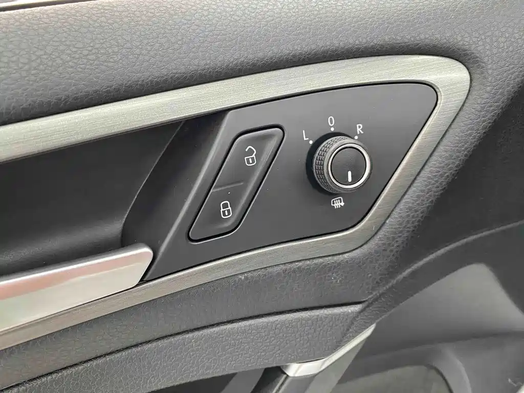 Volkswagen Golf — миниатюра 12