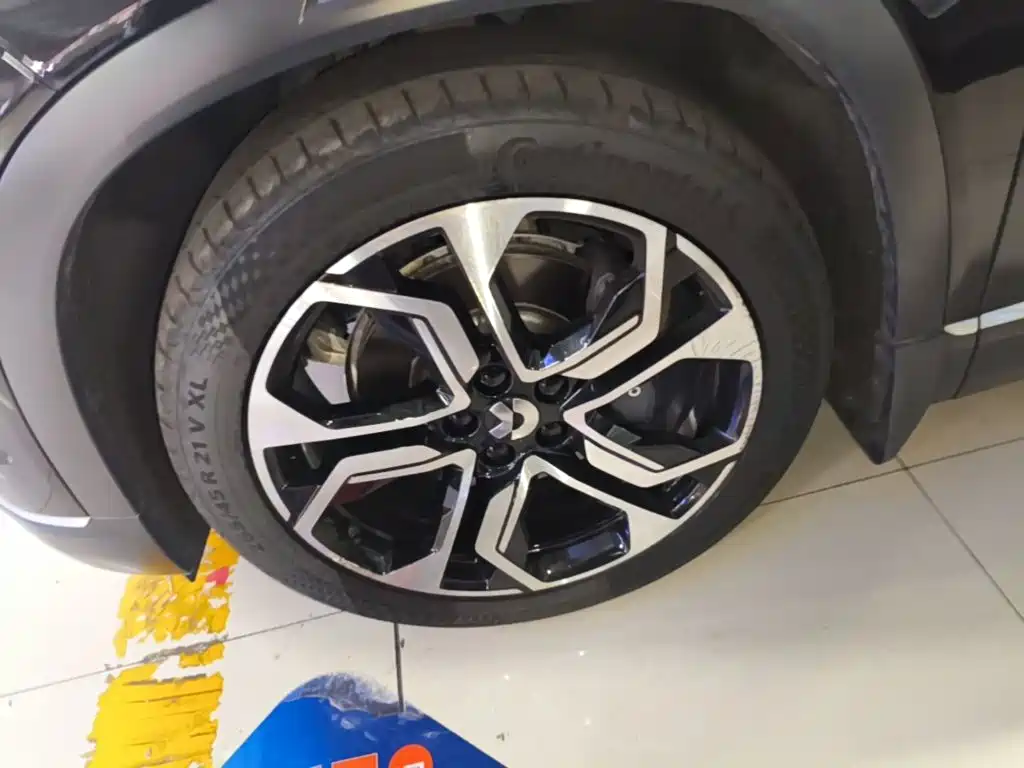 NIO ES8 — миниатюра 23
