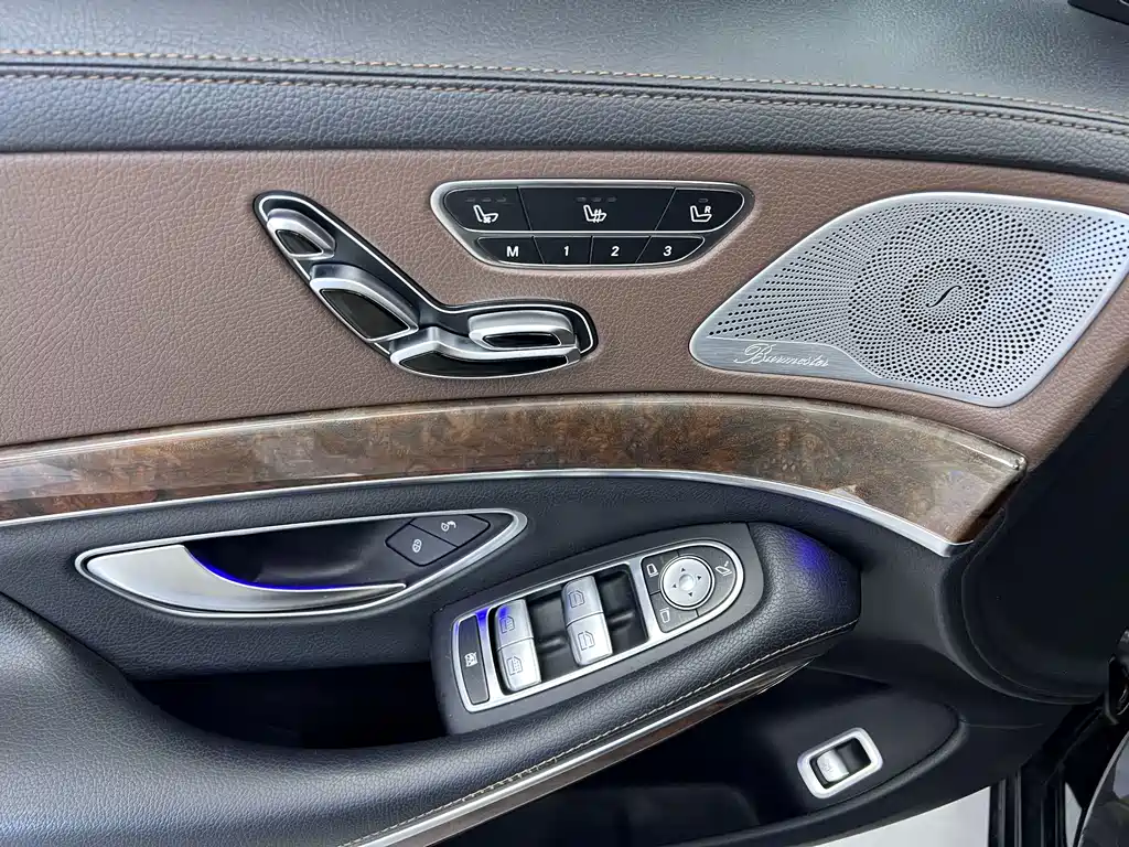 Mercedes-Benz S-Class — миниатюра 14
