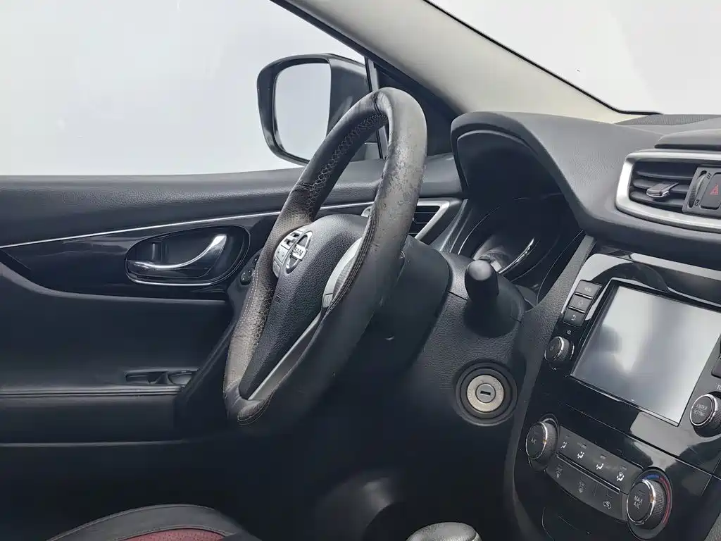 Nissan Qashqai — миниатюра 22