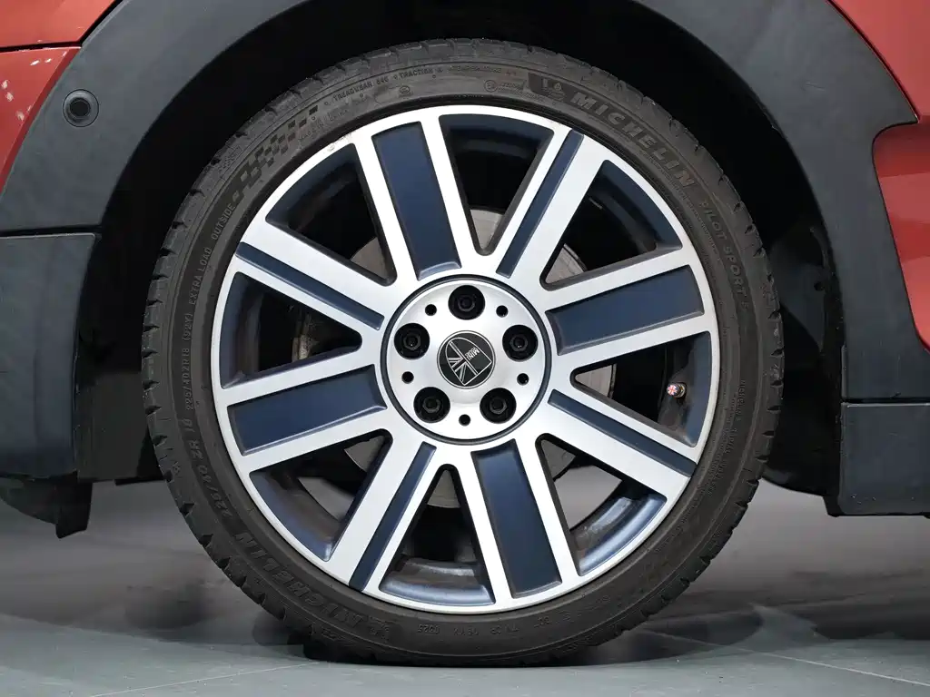 MINI Mini Clubman — миниатюра 16