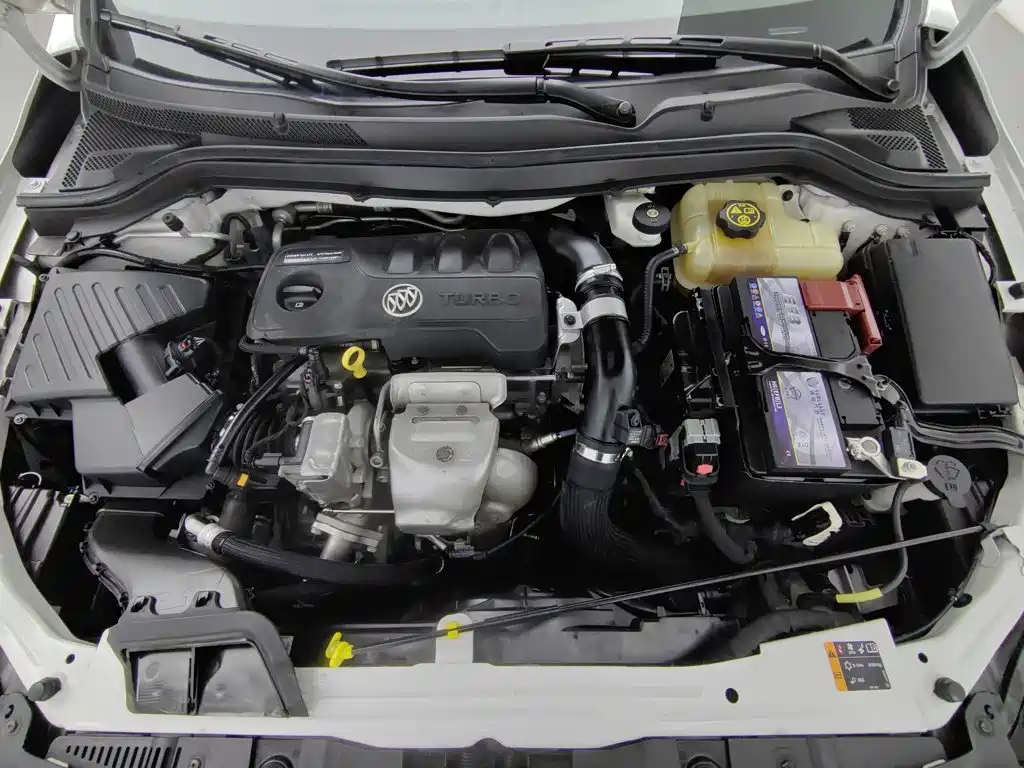 Buick Excelle — миниатюра 6