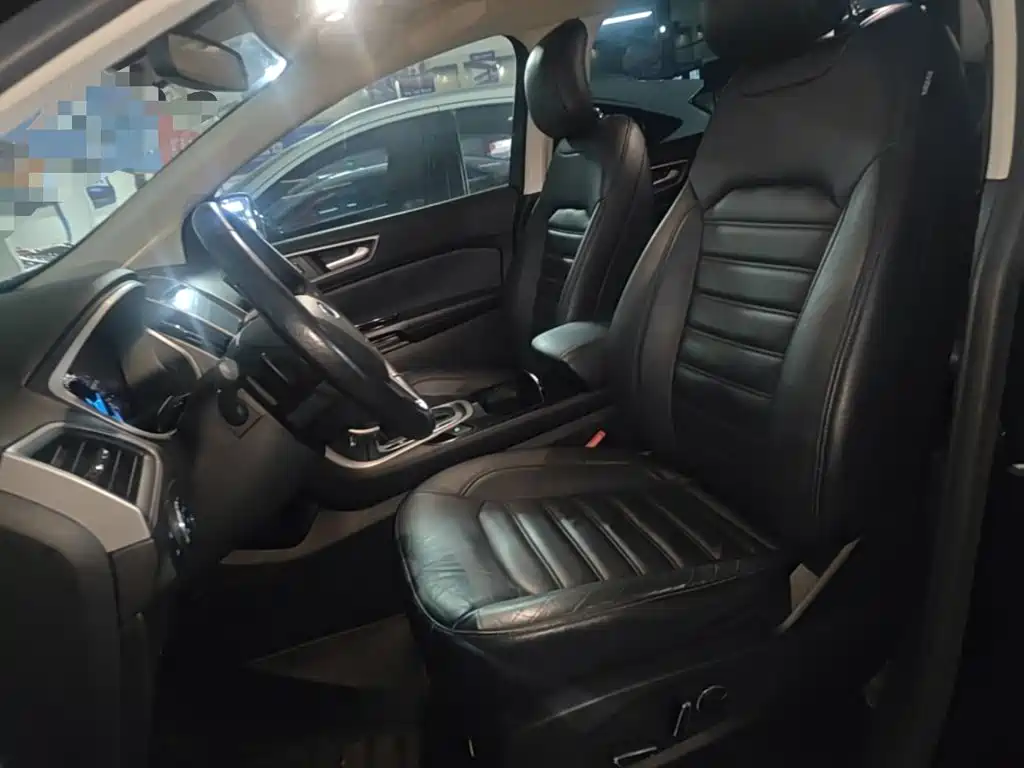 Ford Edge — миниатюра 15