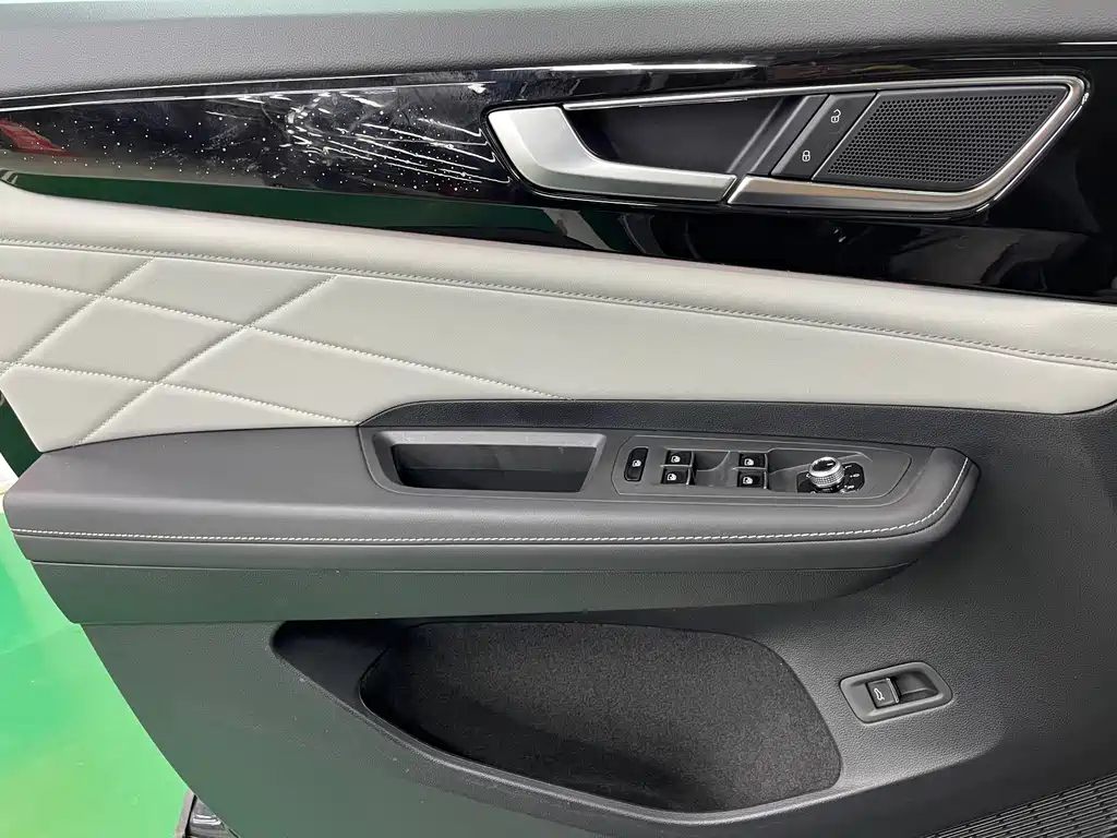 Volkswagen Teramont — миниатюра 22
