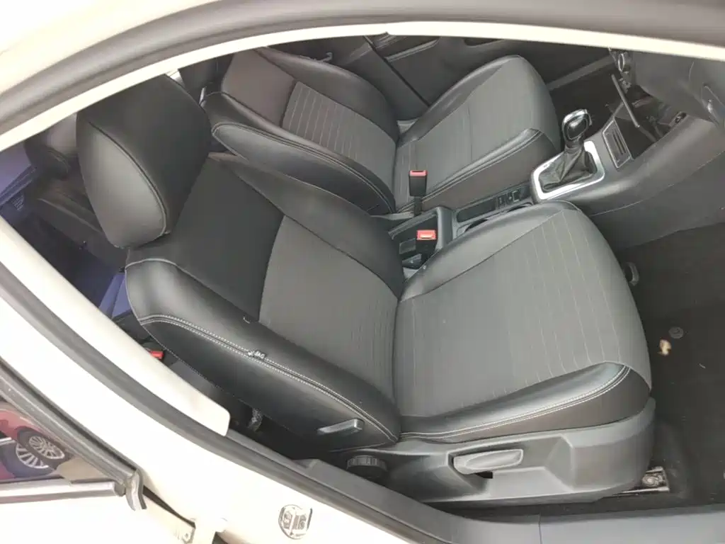 Volkswagen Tiguan — миниатюра 25