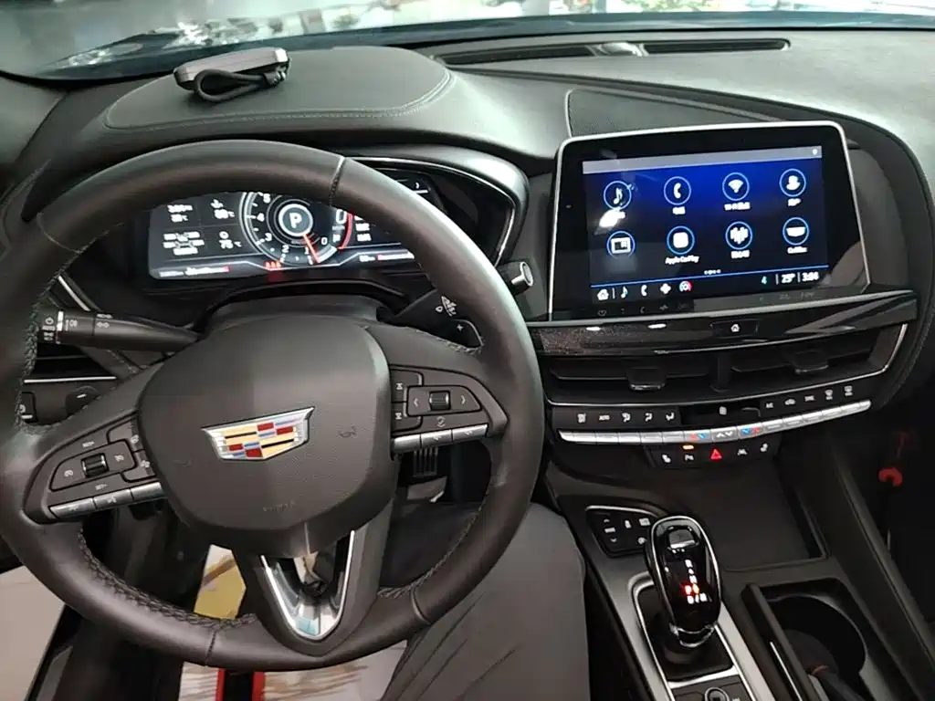 Cadillac CT5 — миниатюра 10