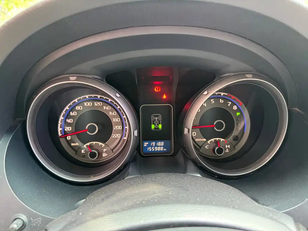 Mitsubishi Pajero (Import) — миниатюра 12