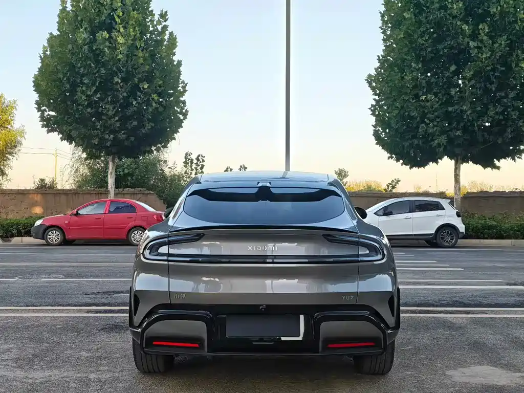 Xiaomi YU7 — миниатюра 8