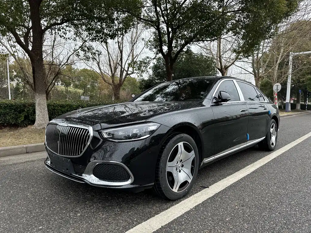 Mercedes-Benz S-Class 2023