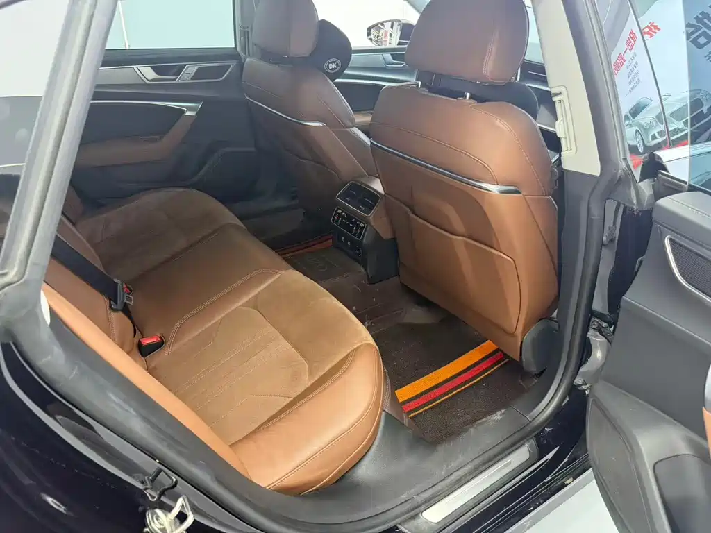 Audi A7L — миниатюра 14