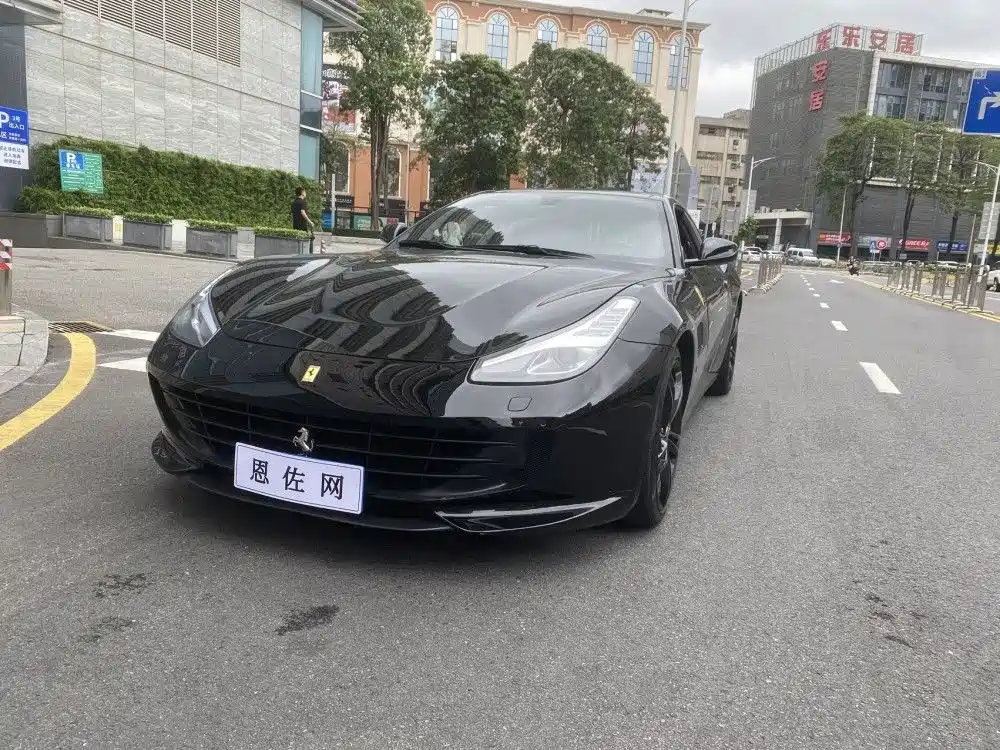 Ferrari GTC4Lusso