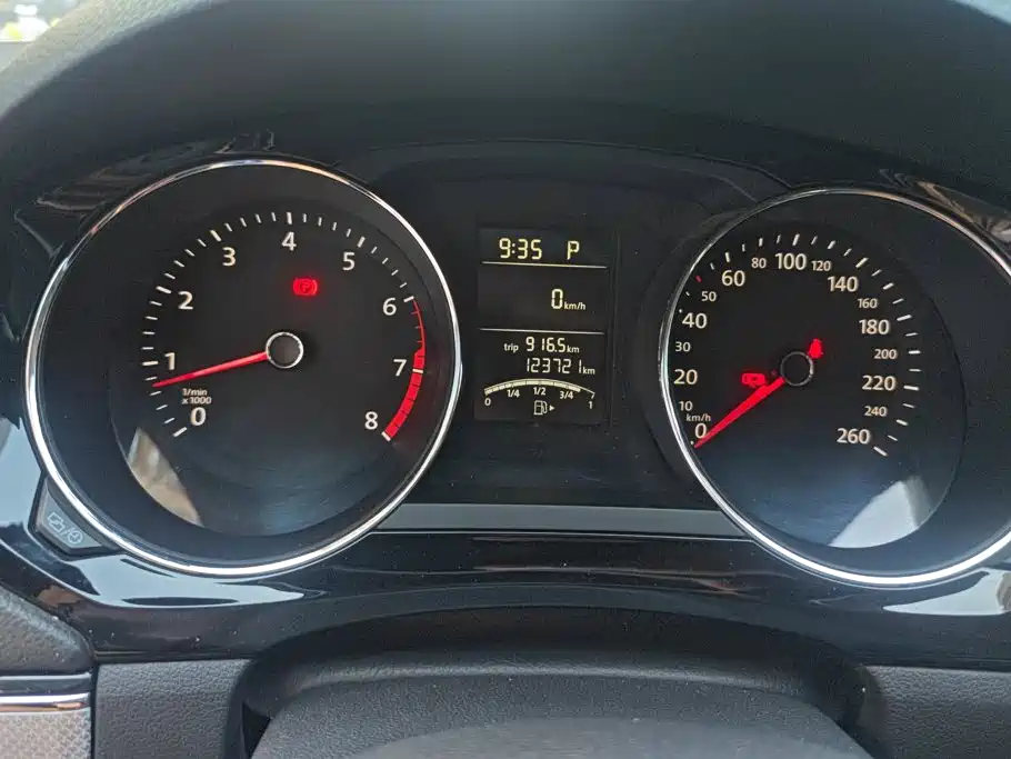 Volkswagen Sagitar — миниатюра 14