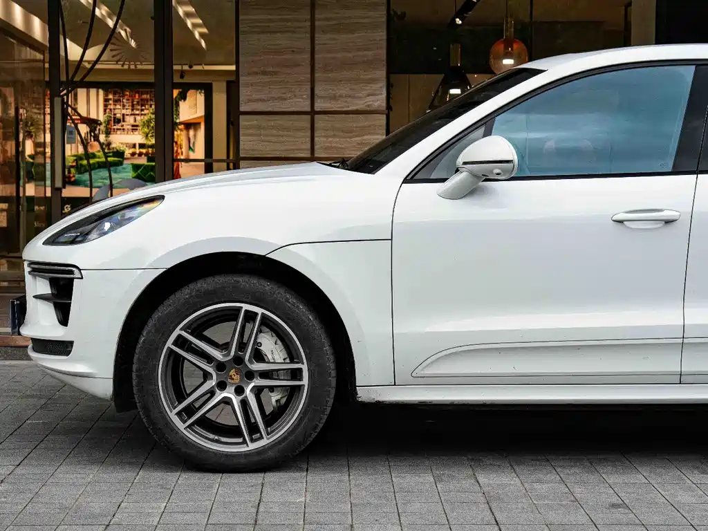 Porsche Macan 2020 Macan Turbo 2.9T