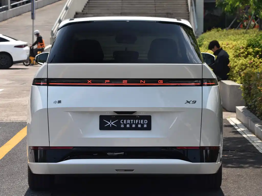 Xpeng X9 2025 740 Max