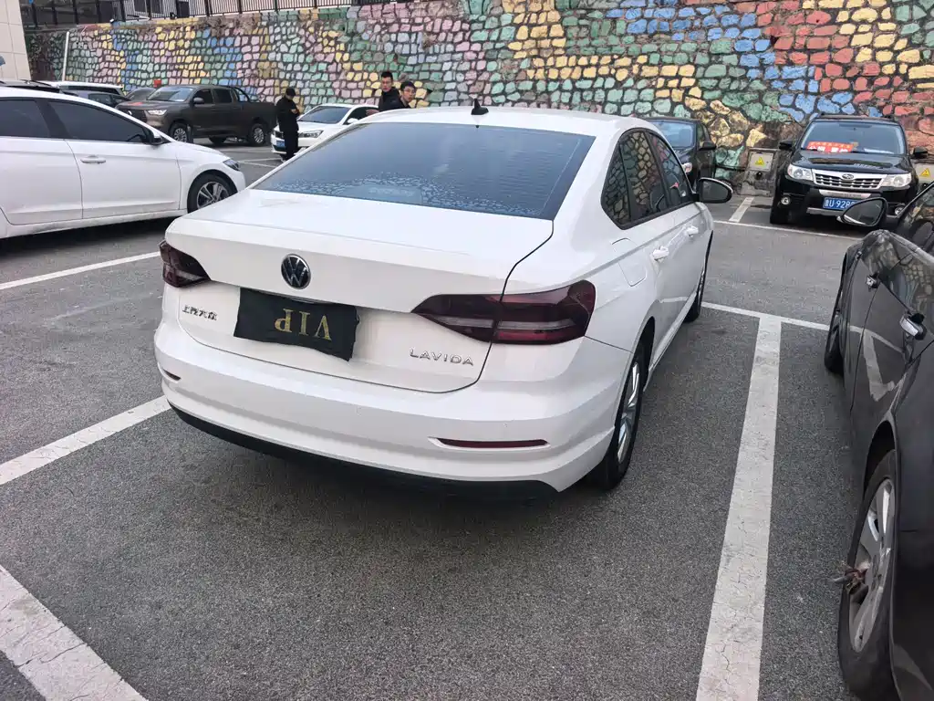 VOLKSWAGEN LAVIDA