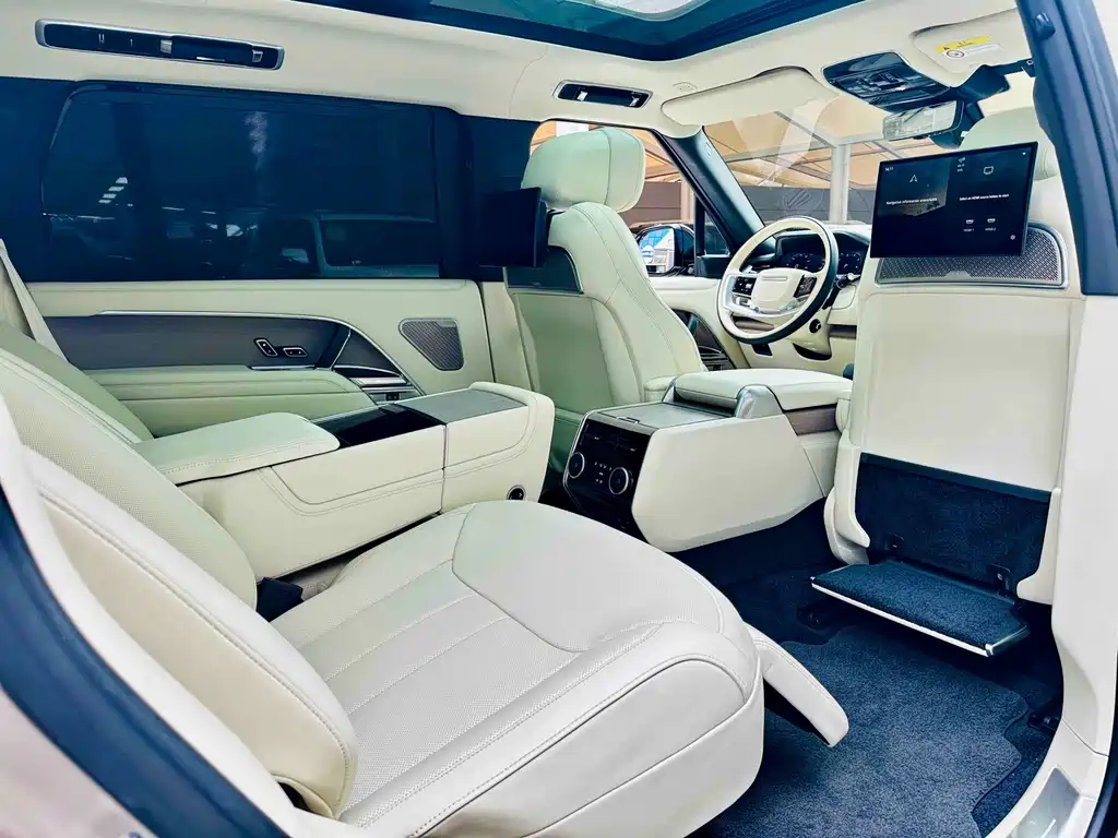Land Rover Range Rover — миниатюра 5