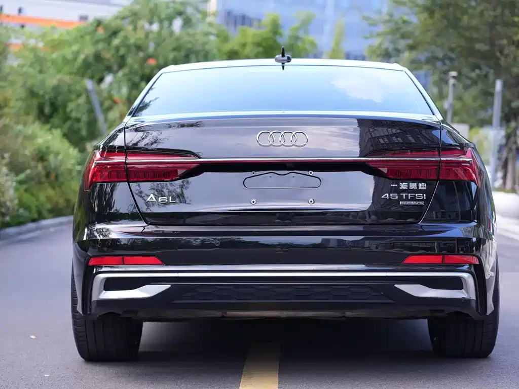 Audi A6L — миниатюра 10