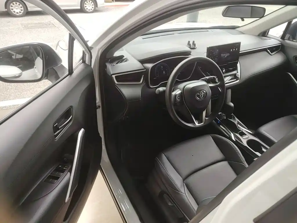 Toyota Frontlander — миниатюра 16