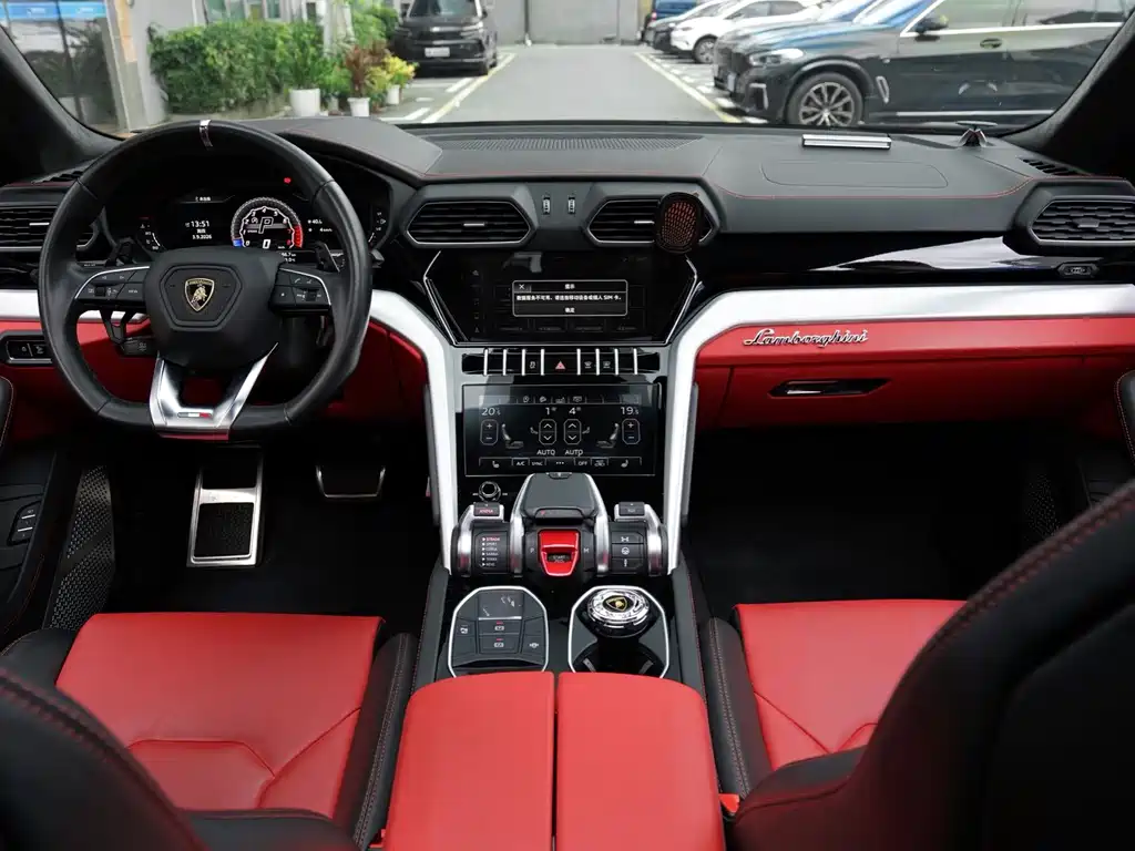 Lamborghini Urus — миниатюра 5