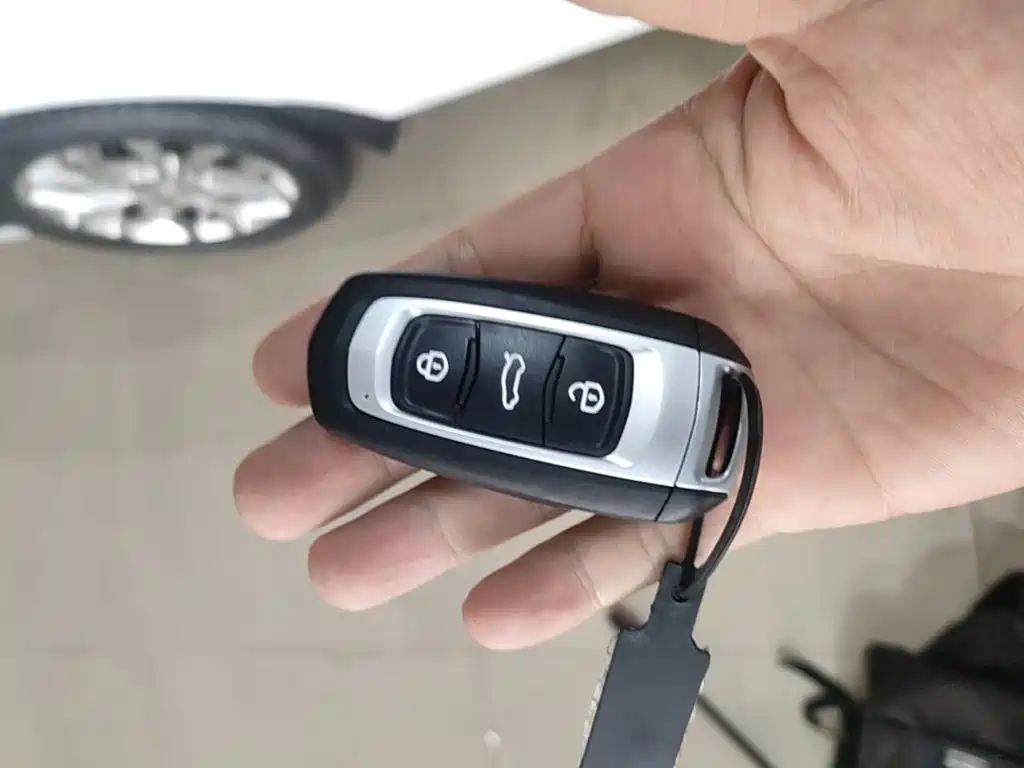 Geely Vision — миниатюра 9