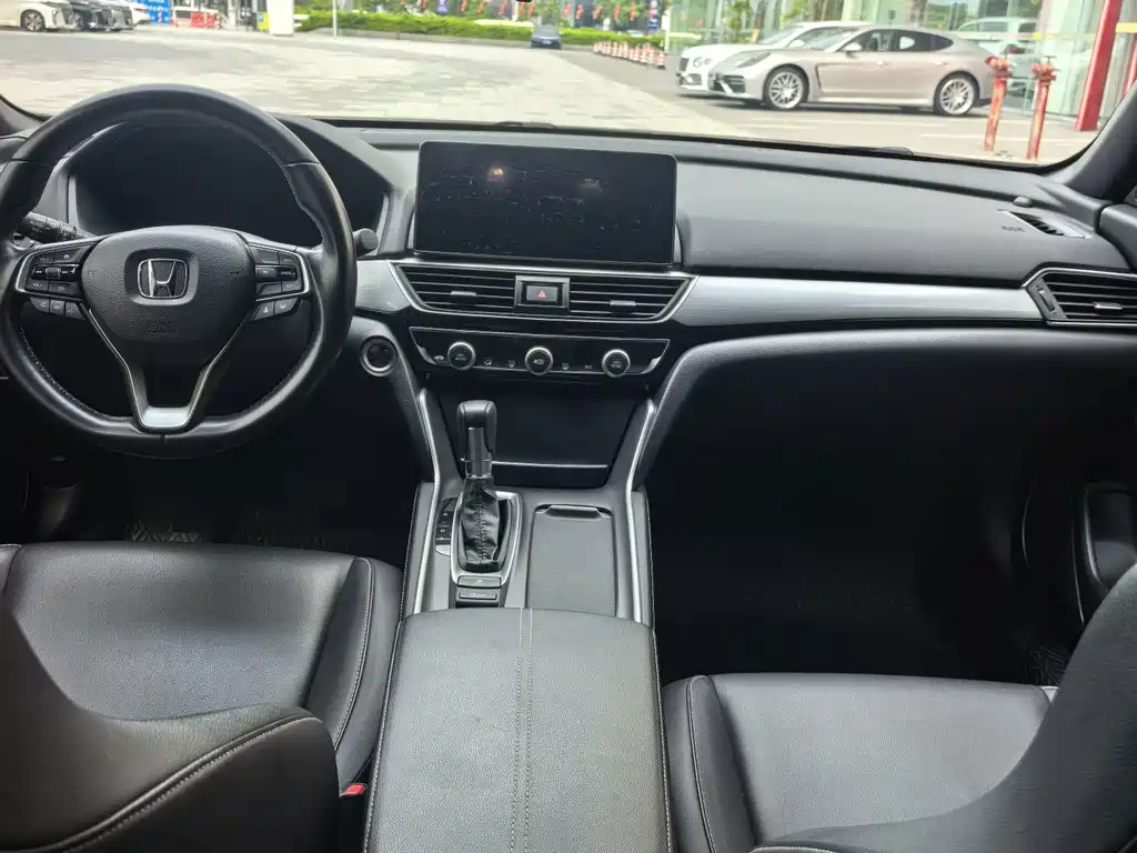 Honda Inspire — миниатюра 9