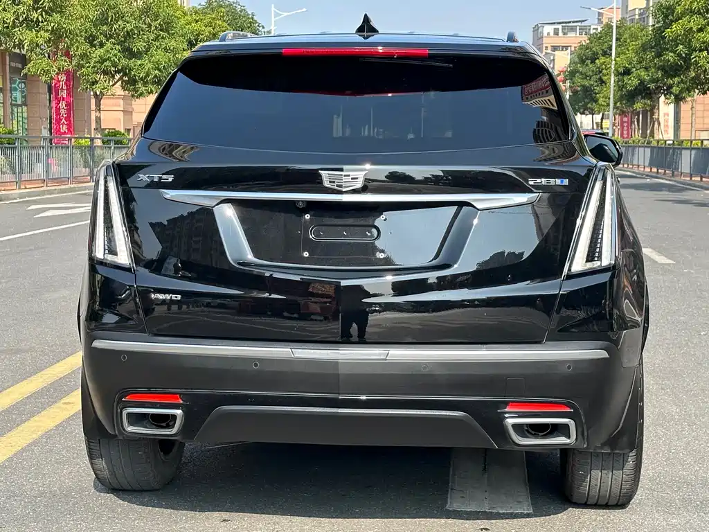 CADILLAC XT5