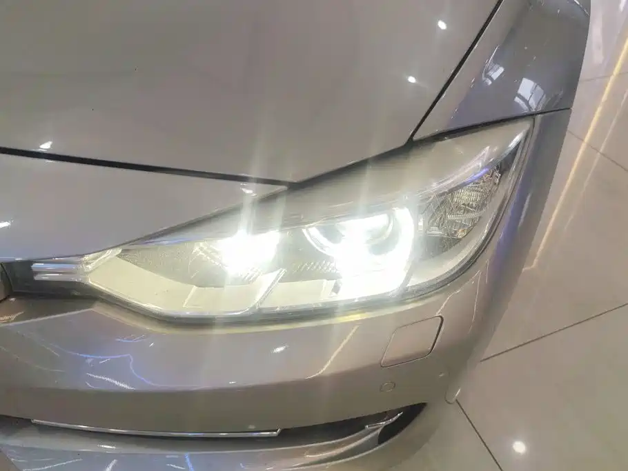 BMW 3 Series — миниатюра 5
