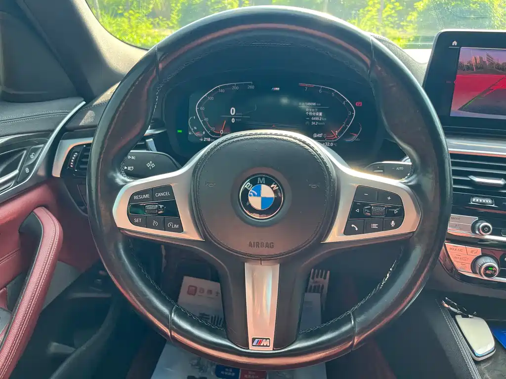 BMW 5 Series — миниатюра 19