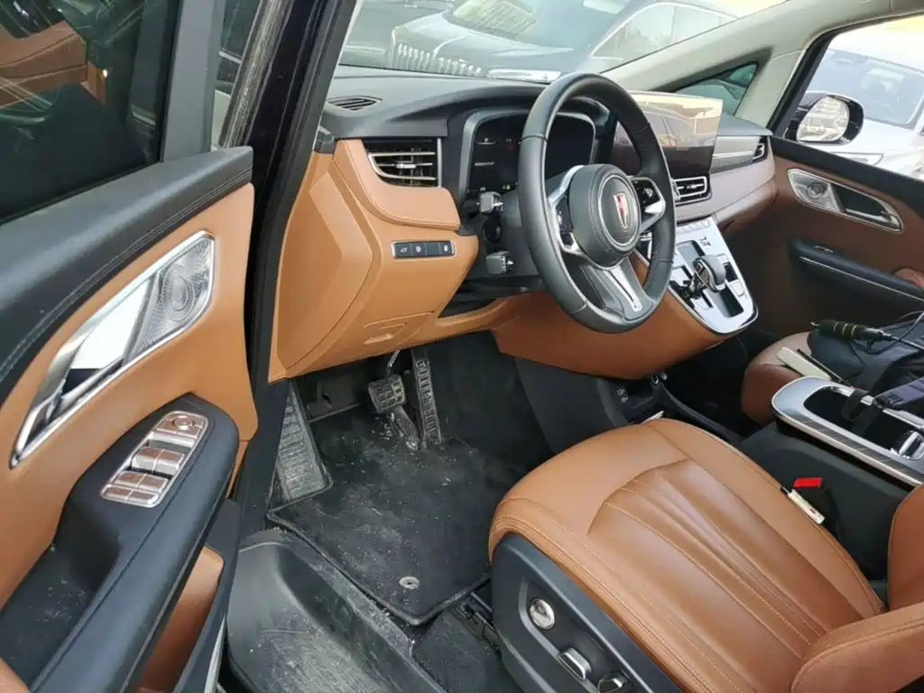 Hongqi Hongqi HQ9 PHEV — миниатюра 16