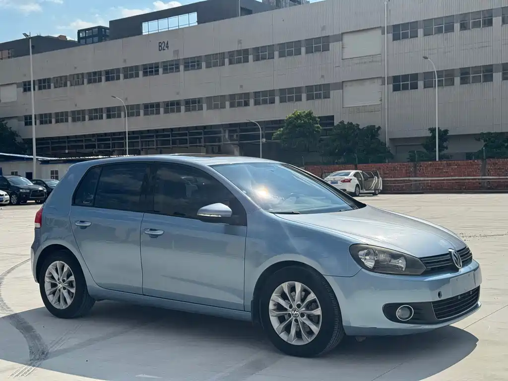 Volkswagen Golf — миниатюра 3