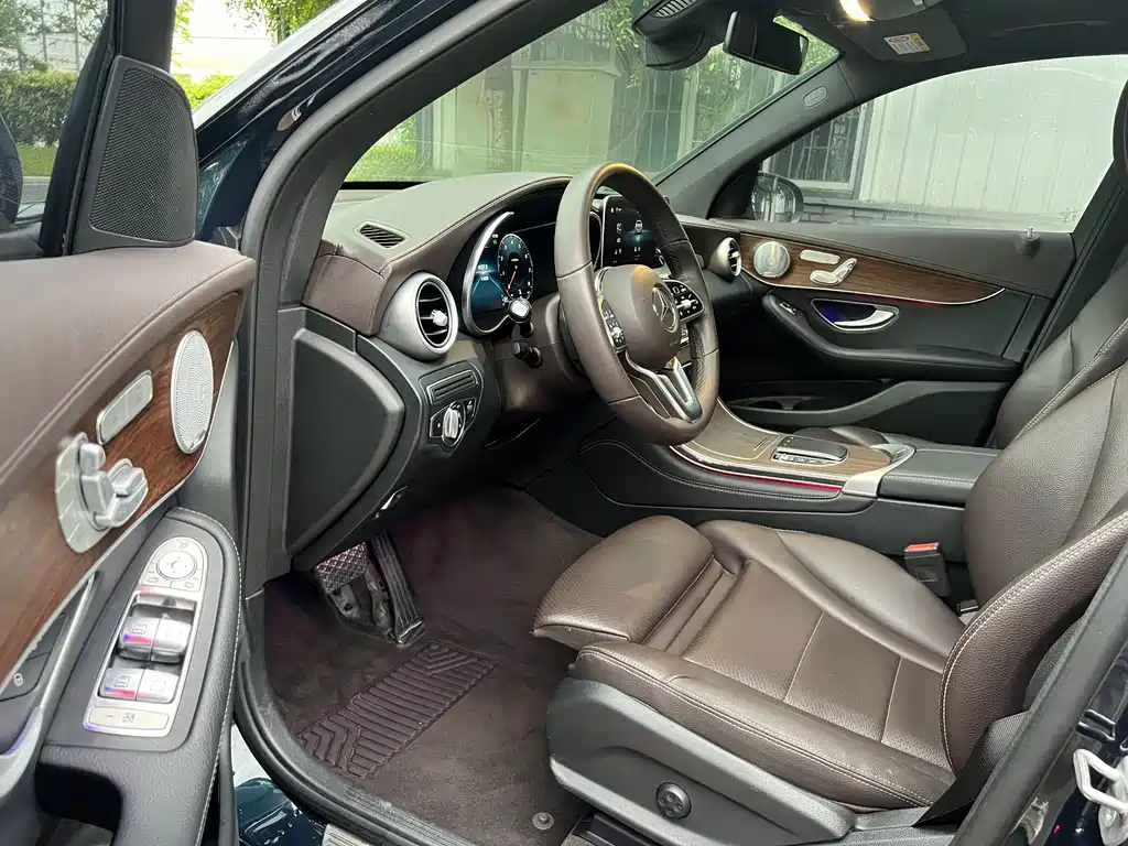 Mercedes-Benz GLC 2021 GLC 300 L 4MATIC
