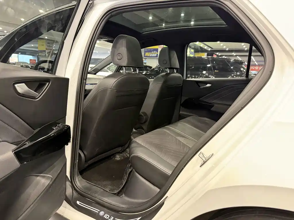 Volkswagen ID.3 — миниатюра 8
