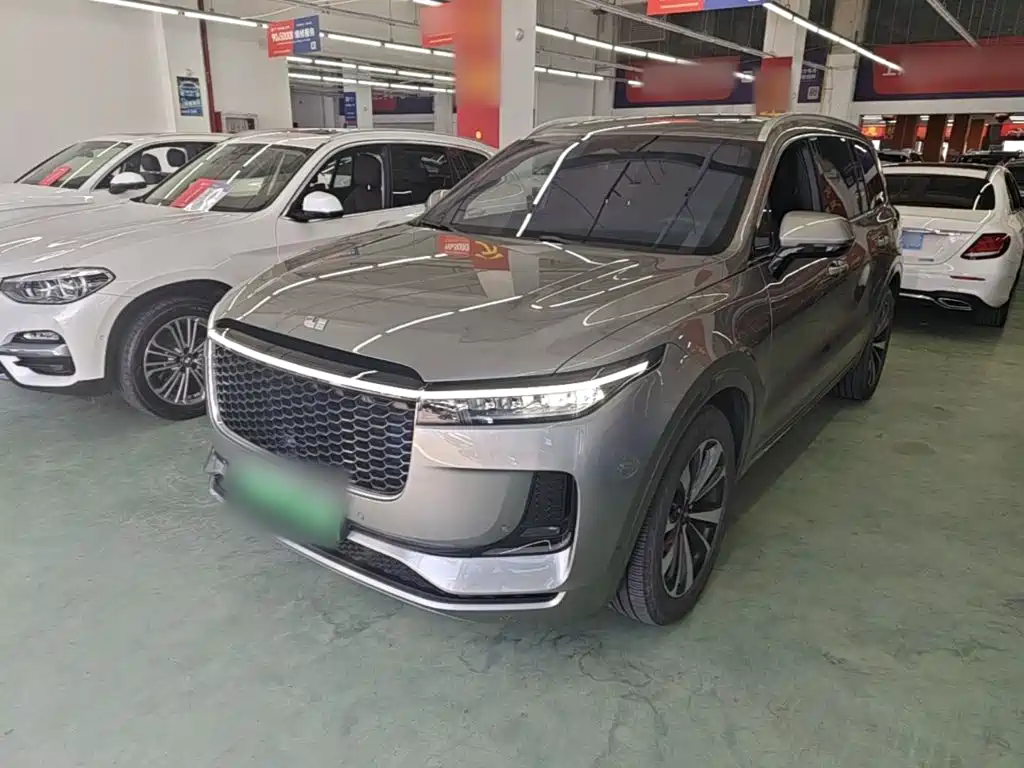 Li Auto Li ONE — миниатюра 2