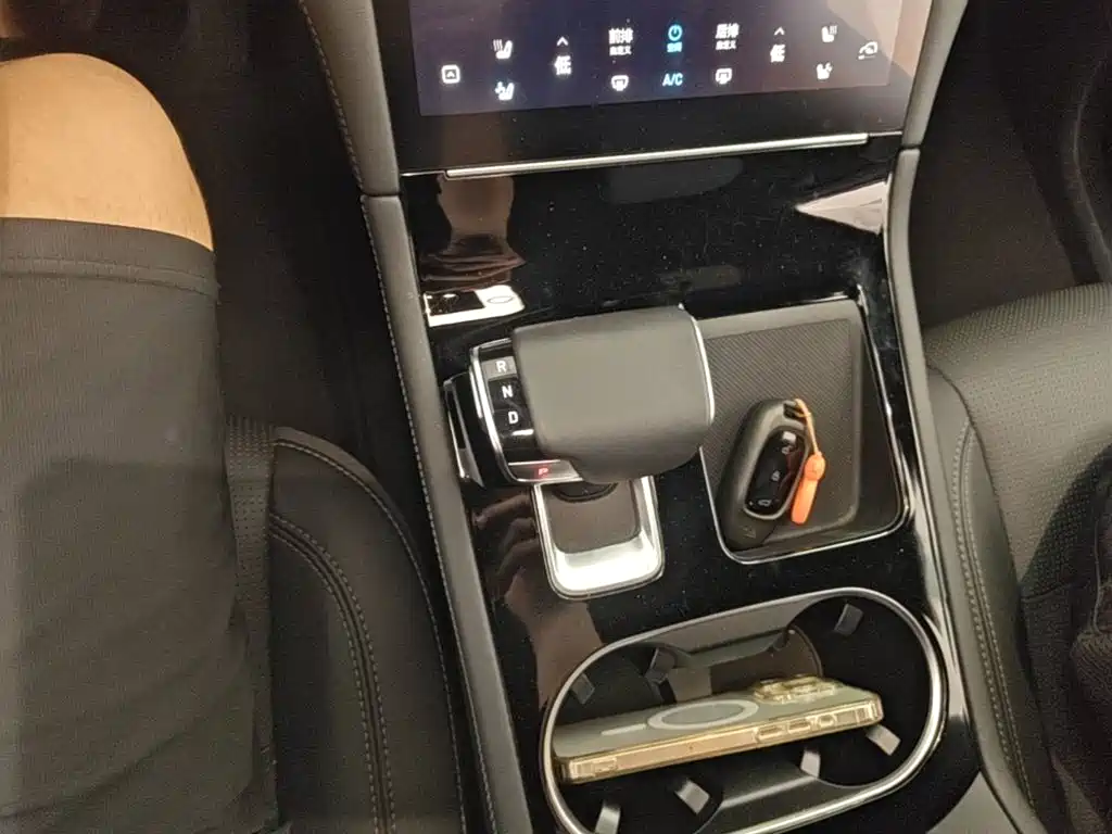 Li Auto Li ONE — миниатюра 14