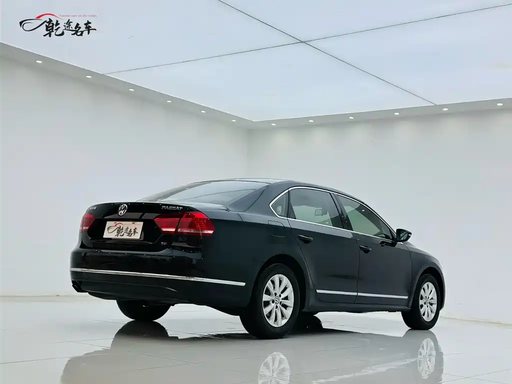 Volkswagen Passat 2015 1.8TSI AT