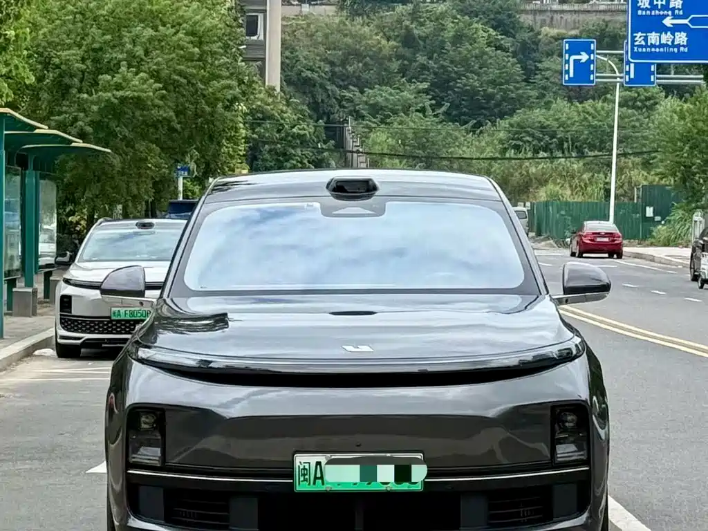 Li Auto Li L9 — миниатюра 2