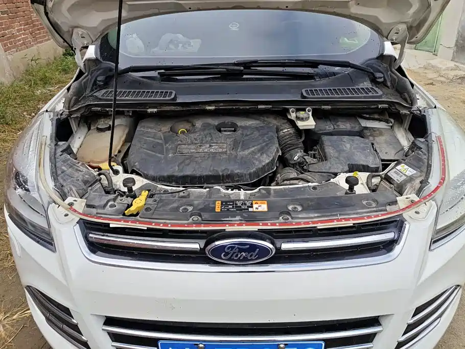 Ford Kuga — миниатюра 10