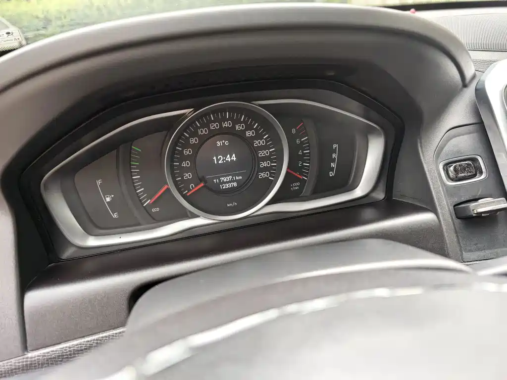 Volvo XC60 — миниатюра 15