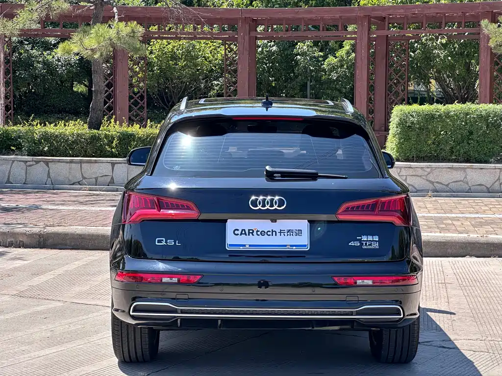 Audi Q5L — миниатюра 22